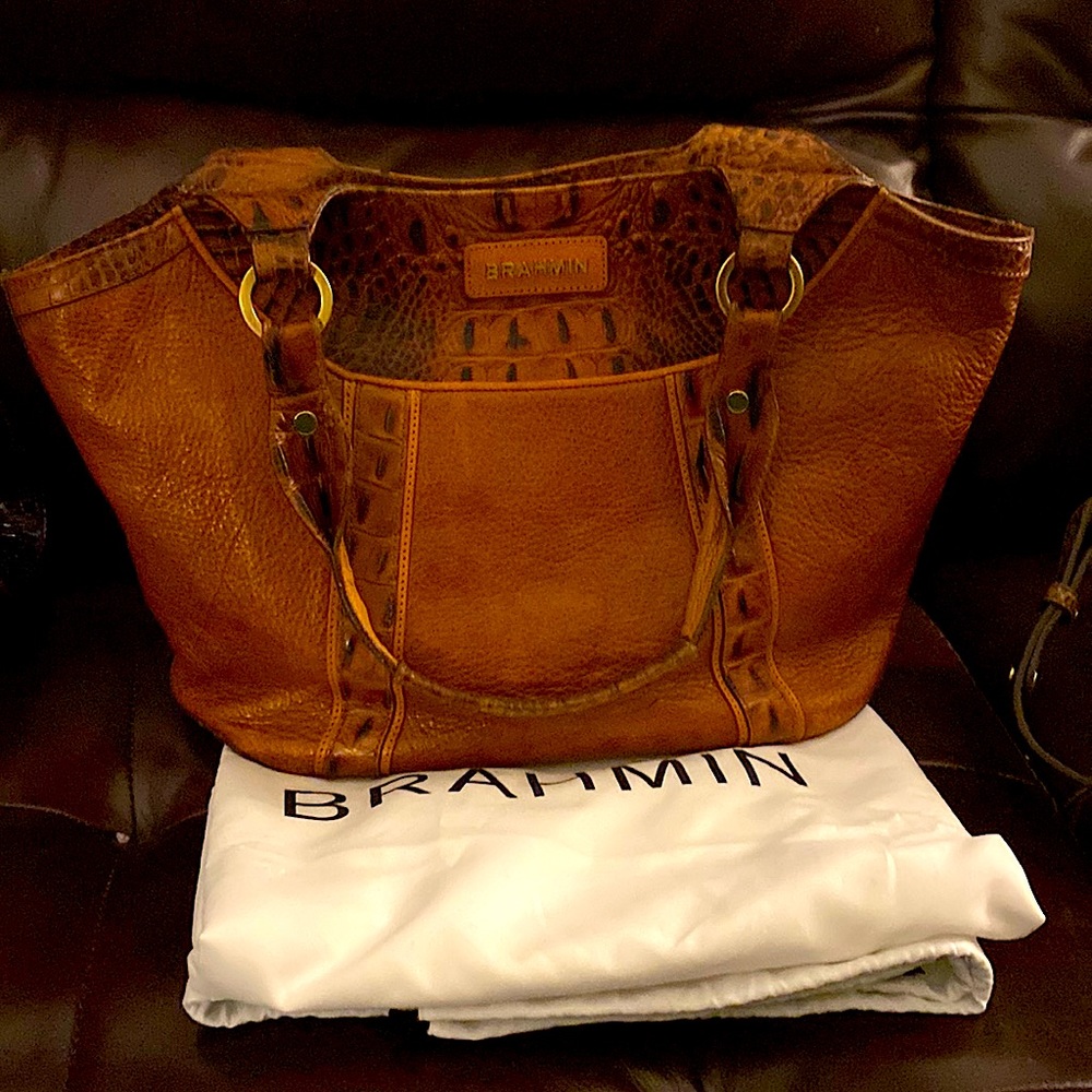 Brahmin purse  great shape